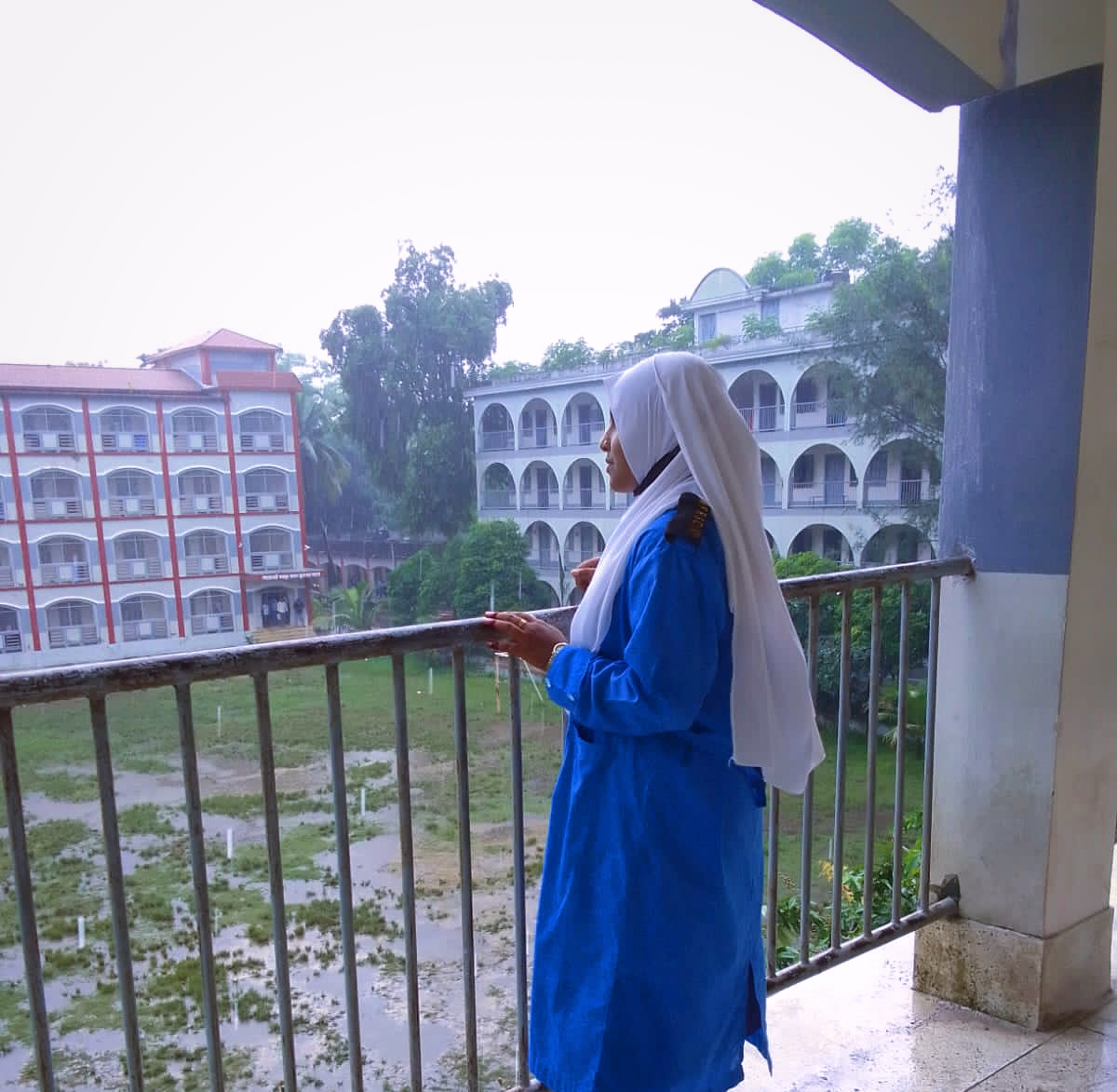 PAHARIA SULTANA NABILA